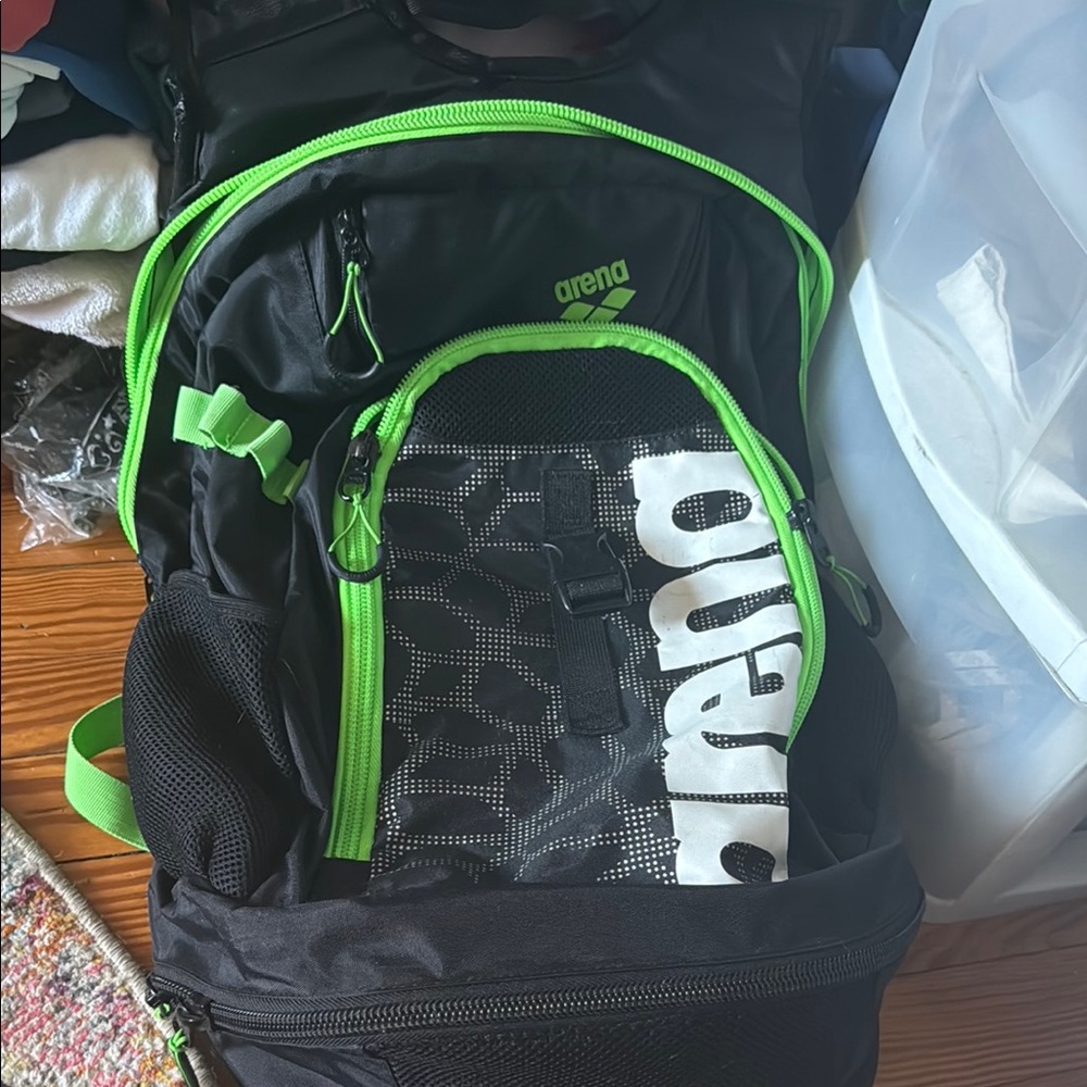Barena Black and Green Backpack with Sporty Design